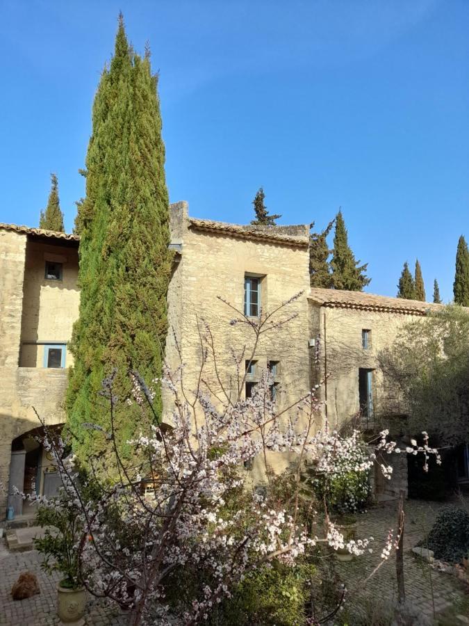 Le Mas Du Lac Uzès Exterior foto